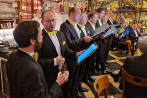Überraschend dabei: Capalle a Capella singt für den Sangesbruder.